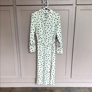 H&M Elegant Cream Polka Dot Dress (S)